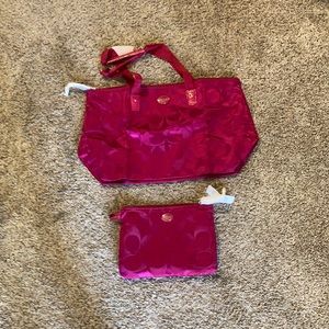 Pink coach bag with bag pouch